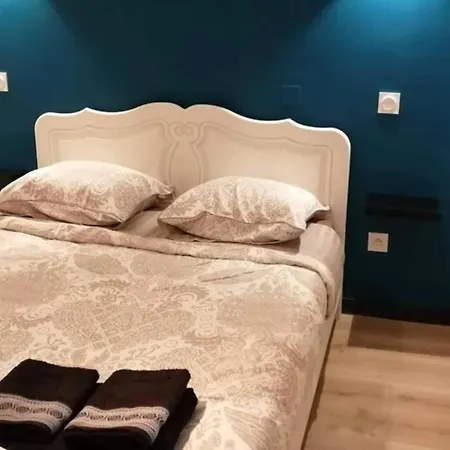 Appart Cosy A 2 Minutes A Pied Du Sanctuaire. Apartman